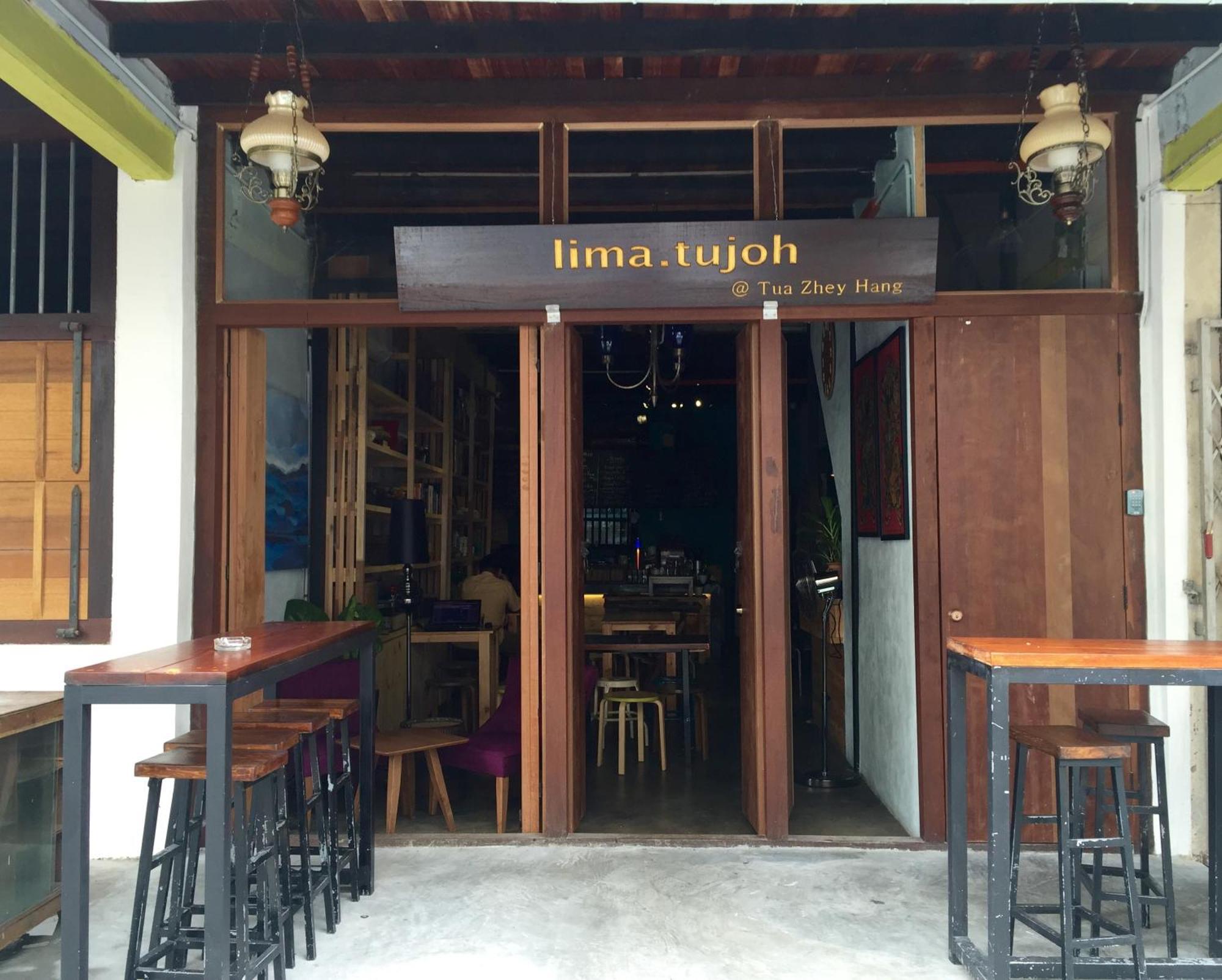 Lima.Tujoh Hotel Kuching Exterior foto